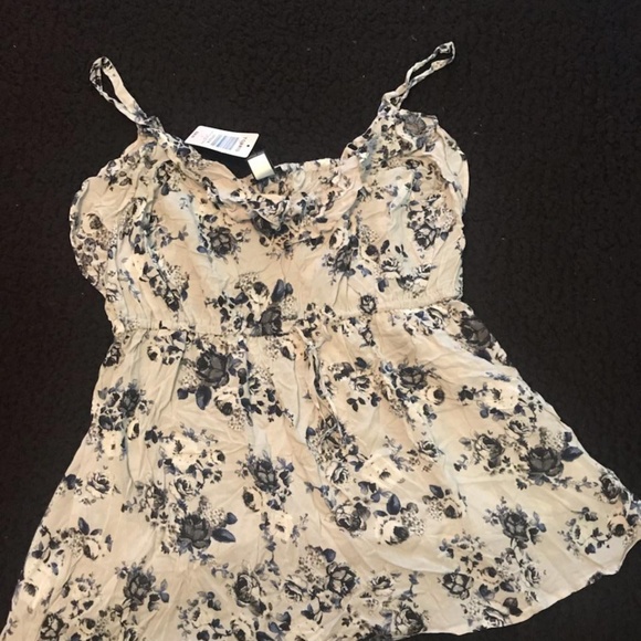 Torrid Tops - NWT Torrid, light blue floral camisole.